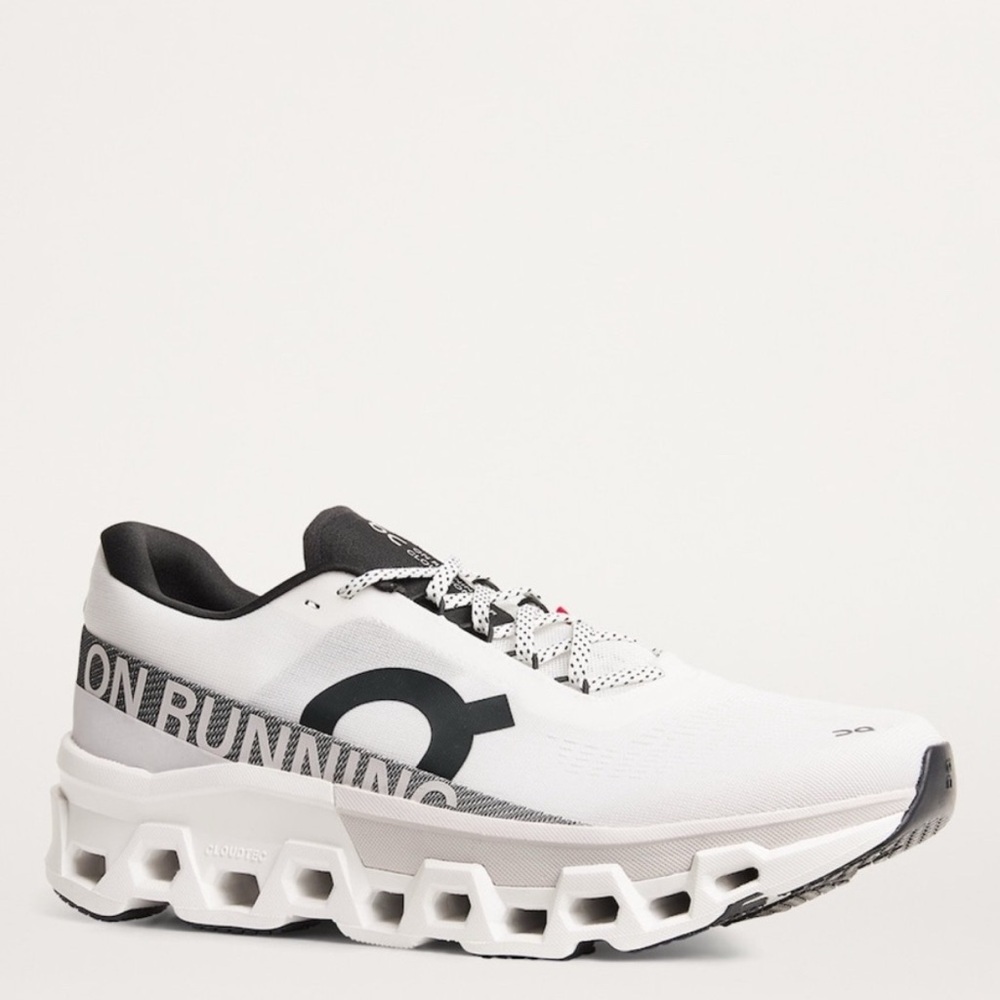 On Women’s Cloudmonster cloud sneakers running shoes size W9 M7.5 EU 40.5